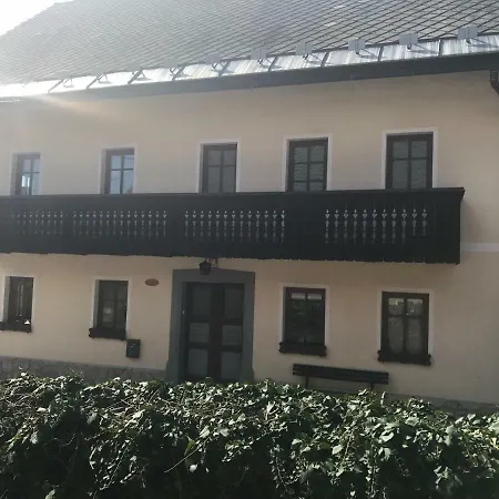 Pr'mruzo Apartmaji דירה *