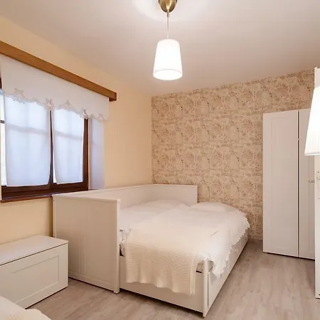 Pr'mruzo Apartmaji Lägenhet